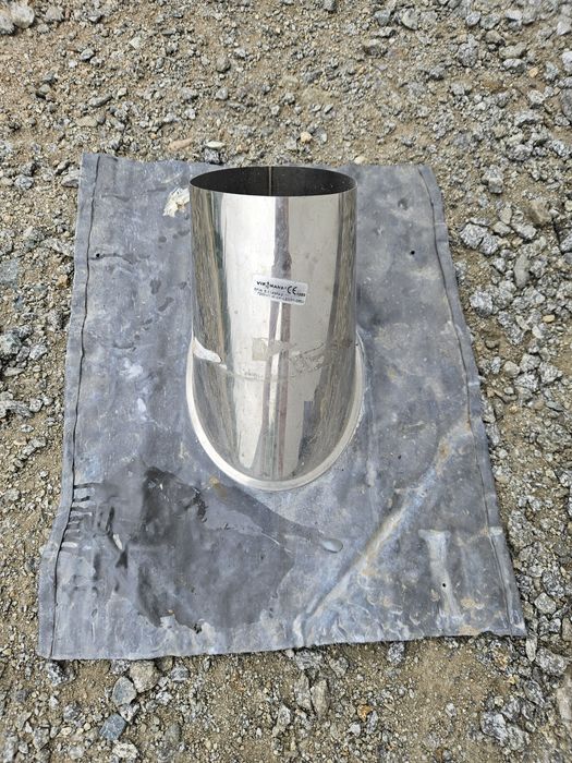 Przejście dachowe Viessmann komin – stal nierdzewna, nowe