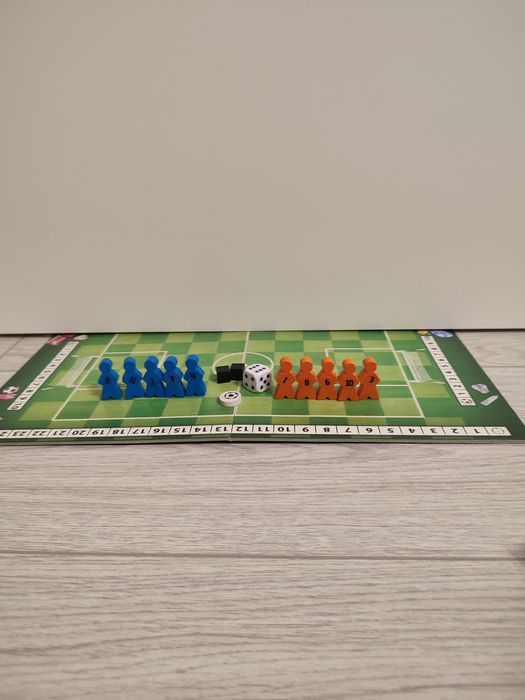 Gra planszowa ,,Goool!