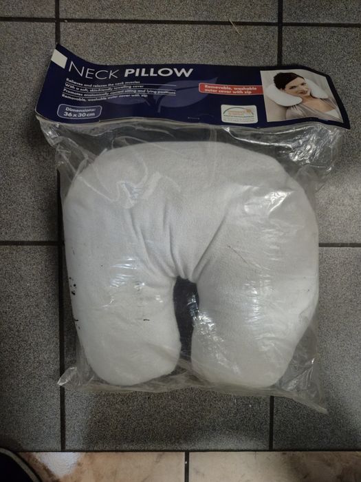 Poduszka podróżna szyjna