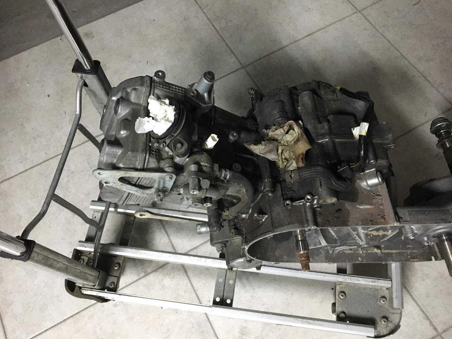 Motor BURGMAN 400cc  Vendo para peças