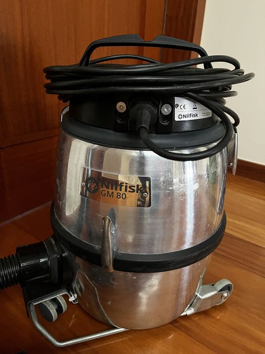 Aspirador profissional Nilfisk GM80