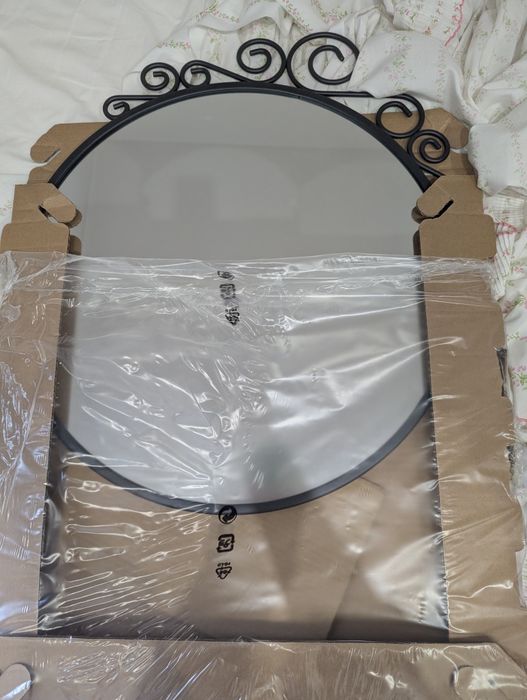 Espelho novo IKEA Ekne