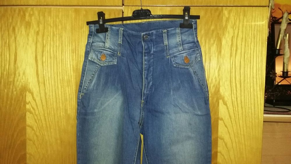 Jeansy damskie wysoki stan MNG 36 (S) lub jeansy Diesel W29