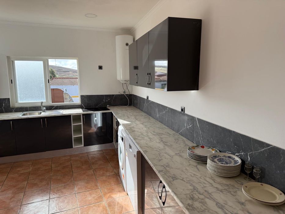 Casa no centro de uma Aldeia no concelho de Moura