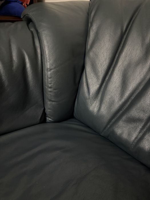 Conjunto de 2 sofás e 1 cadeirão Vintage