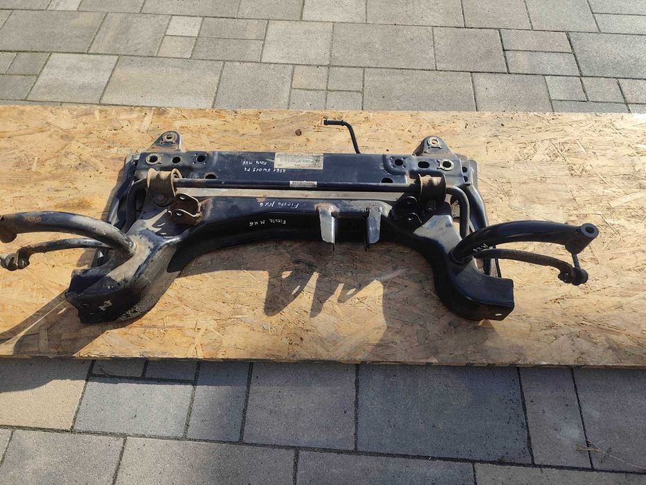 sanki wózek belka przód przednia ford fiesta mk6