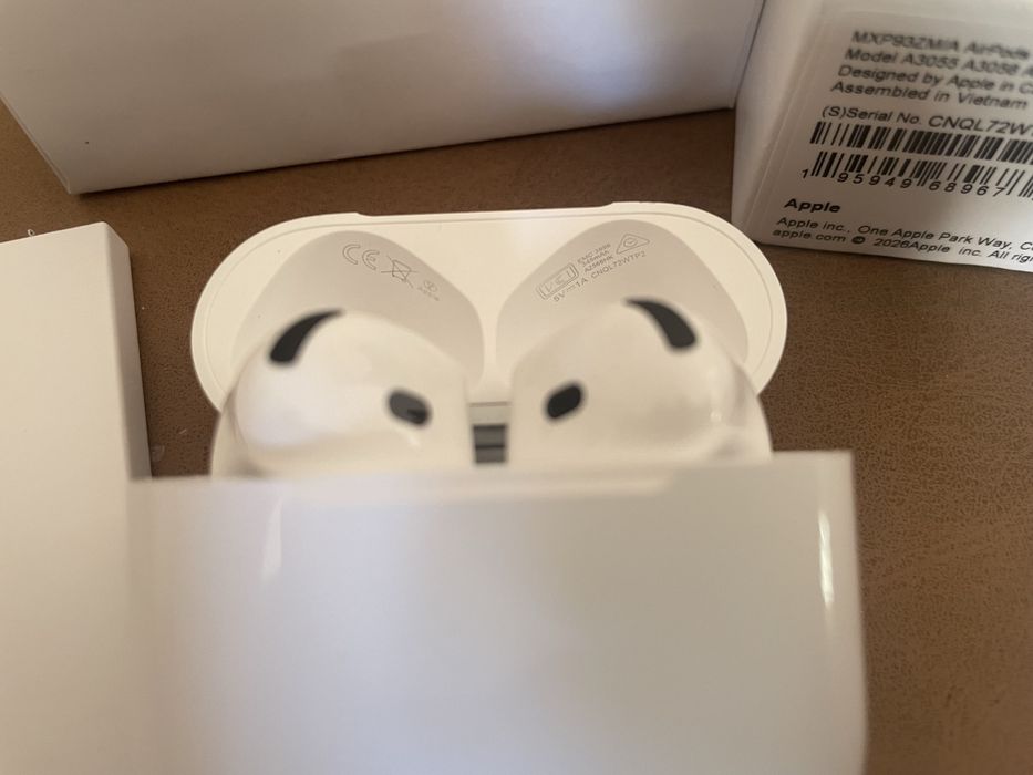 AirPods 4 com ANC