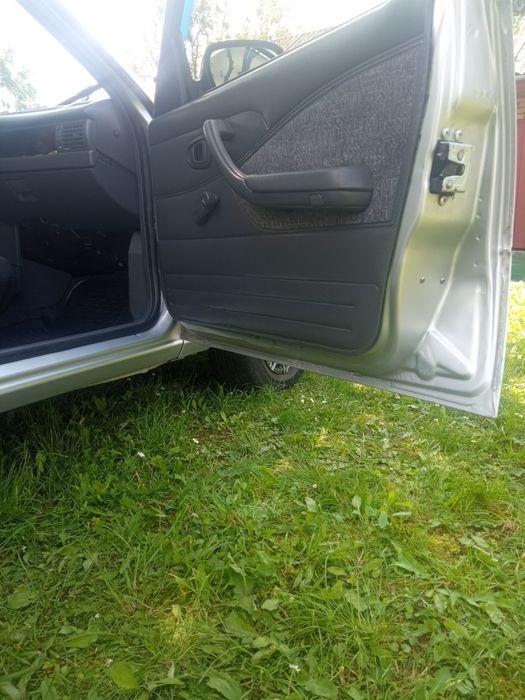 Автомобіль продаж