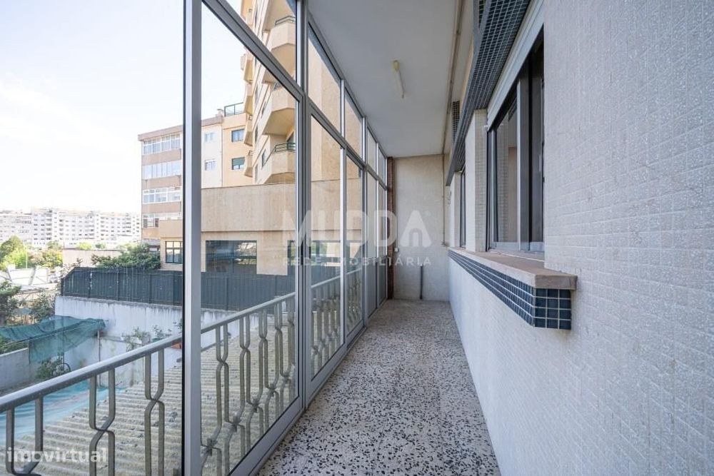 T4 com garagem | Habitação Própria ou Investimento  | Localização Prem