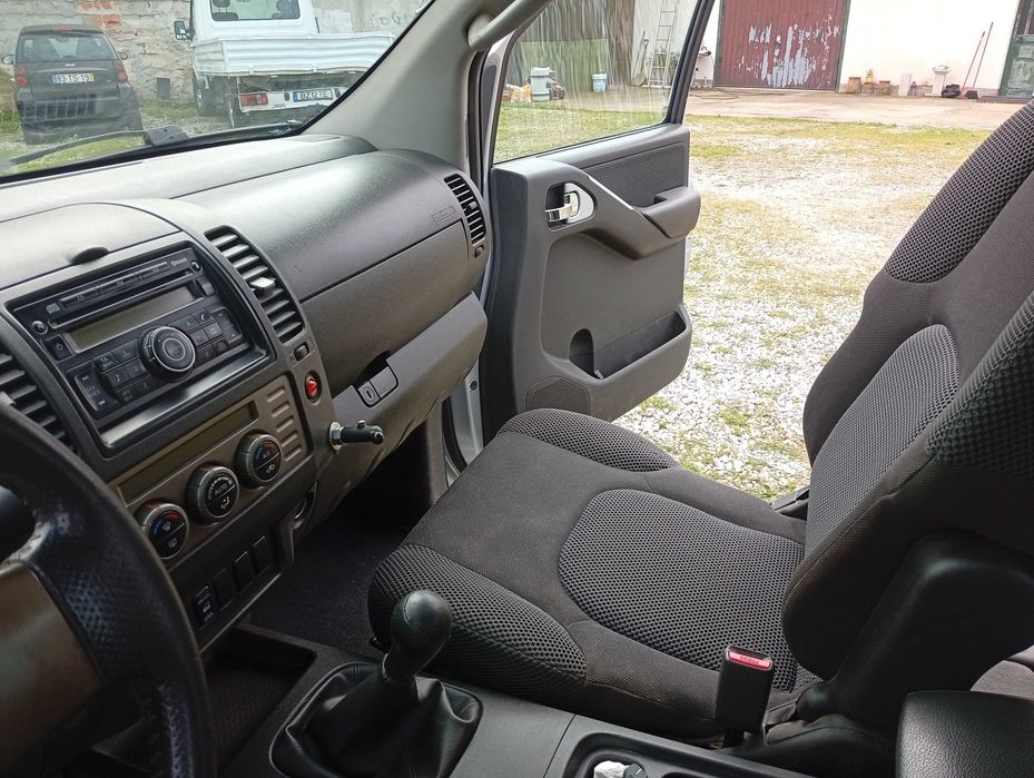 Nissan Navara - A/C - Bola Reboque