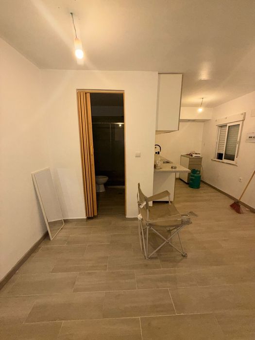 Alugo casa T0 - studio