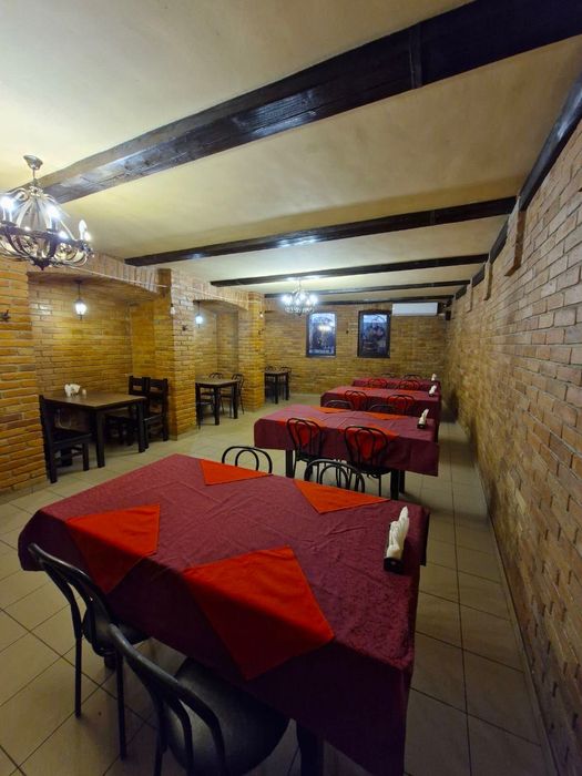 Приміщення по вул. Монастирська ( готовий бізнес)