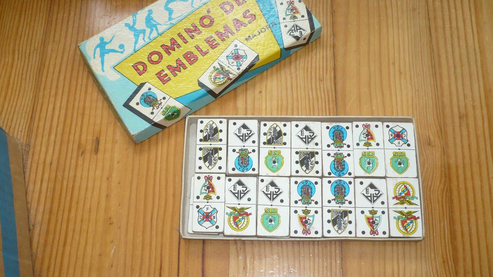 Dominó de Emblemas Majora - Antigo