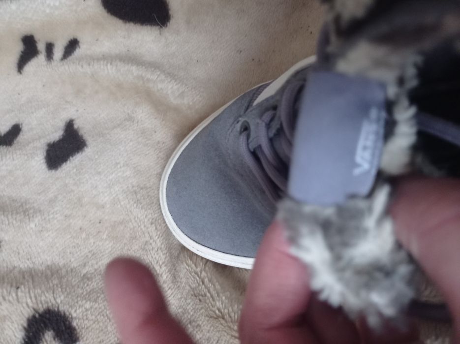 Vans buty sportowe wyższe leciutko ocieplane rozmiar38,5 dł.wkl.24,5 c