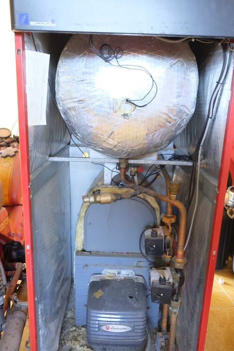 Caldeira a gasóleo marca Lamborghini