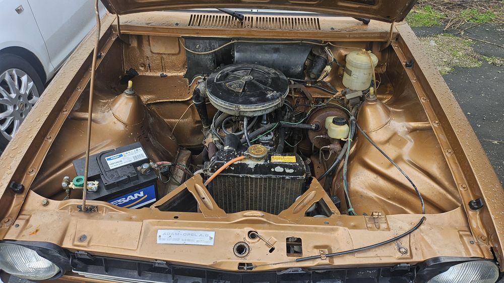 Opel 1204 unica dona