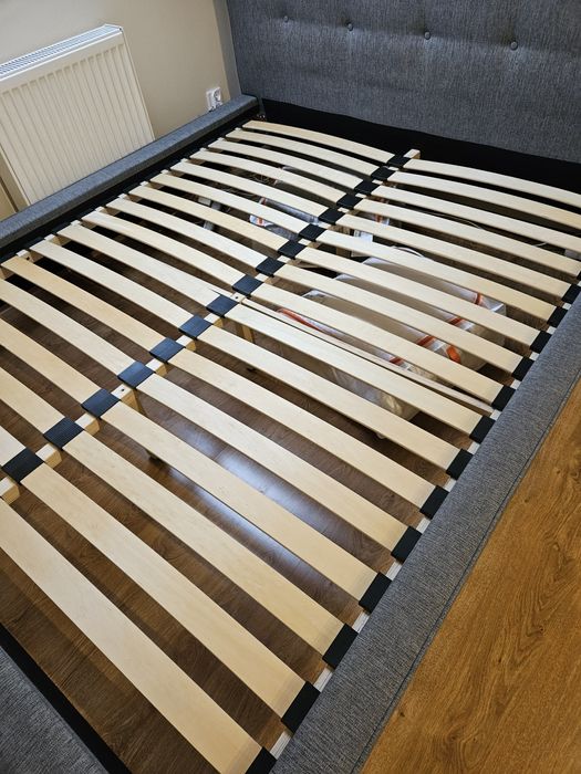 Łóżko tapicerowane 160x200