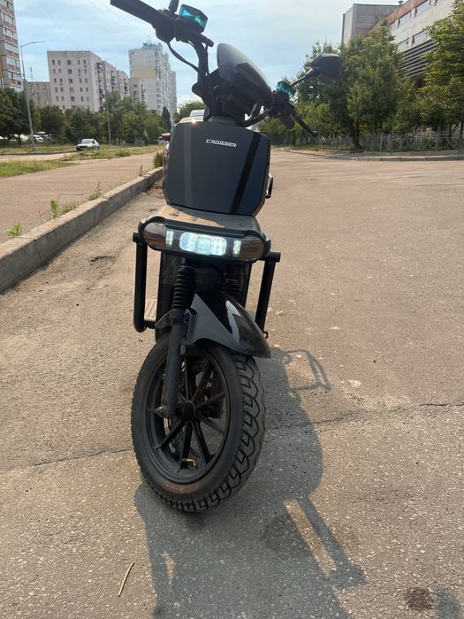 Продам скутер кросер макс