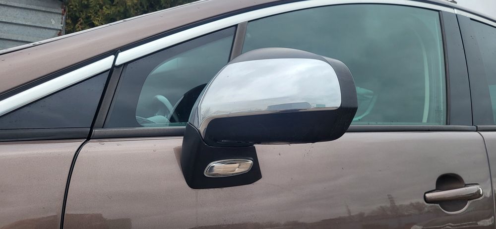 wyświetlacza radia Peugeot 3008