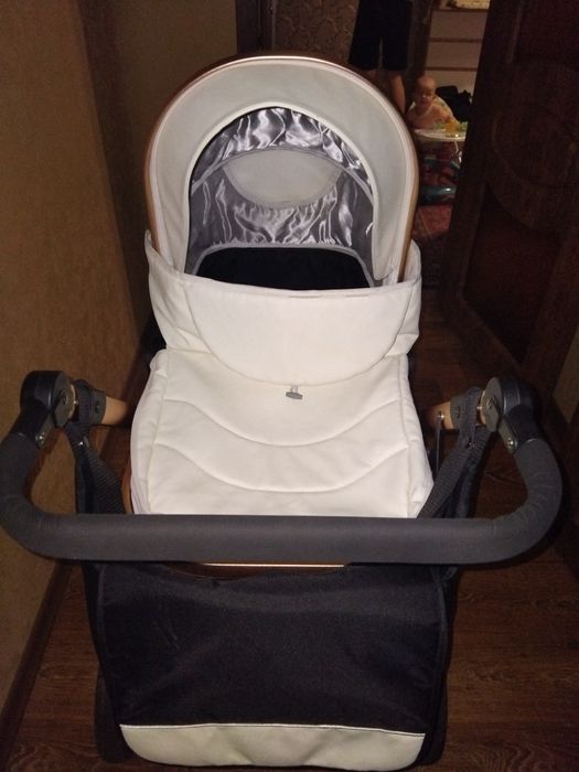 Продам коляску детскую