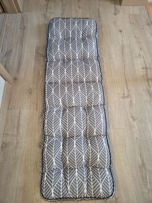 Poduszka na leżak ogrodowy 155 x 48 x 8/10cm