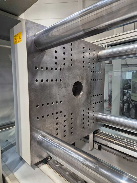 Wtryskarka Krauss Maffei 125-520 C2 | 2004r.