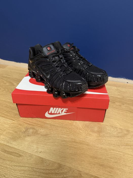 Nike shox TL red black