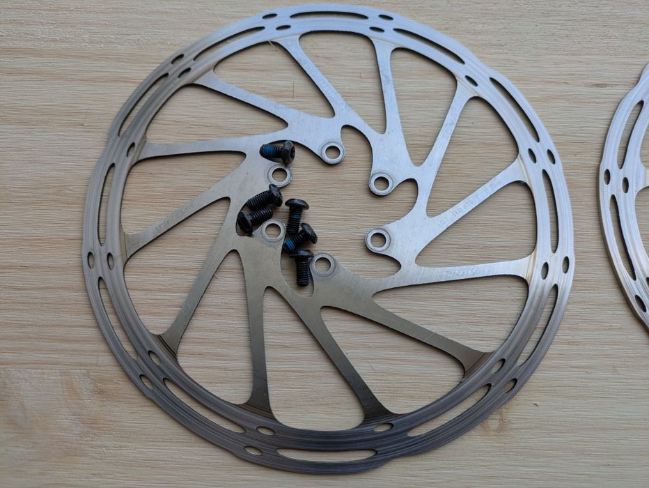 Travões SRAM Level TL e Discos SRAM Centerline 180mm