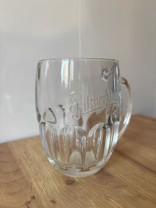 Kufel do piwa Pilsner Urquell – tłoczone logo, idealny stan