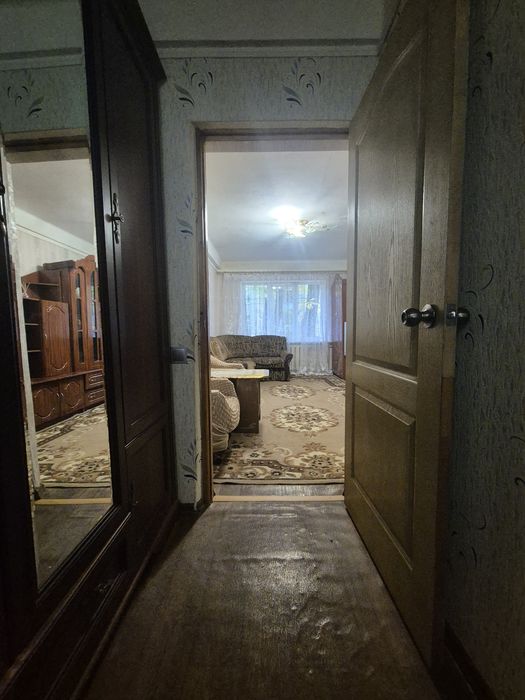 Сдам  2 к квартиру, р-н Черёмушки.