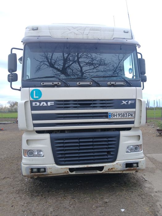 Продаю Daf XF95E3 комплектом з напівпричіпом