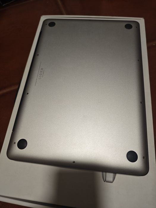 Macbook pro mid201264584889111170123