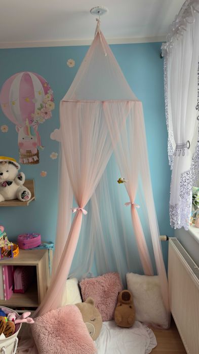 Śliczny baldachim do dziecięcego pokoju pudrowy róż