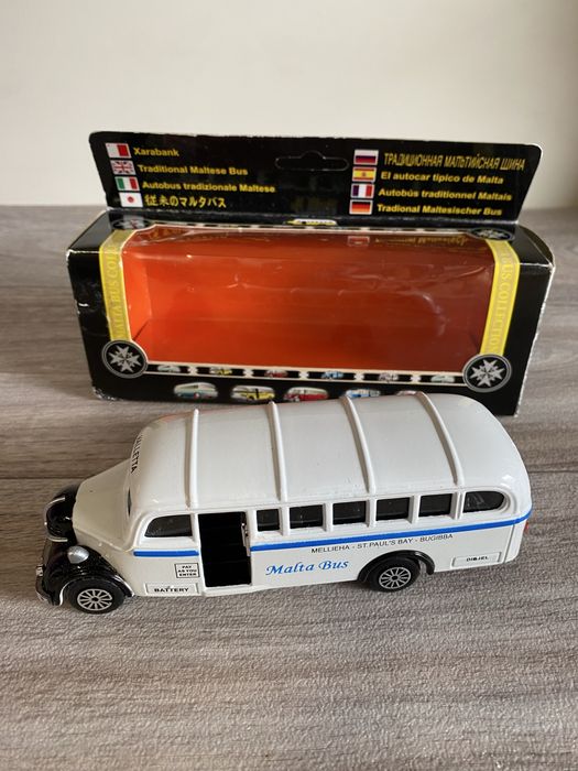 Model Valletta metalowy