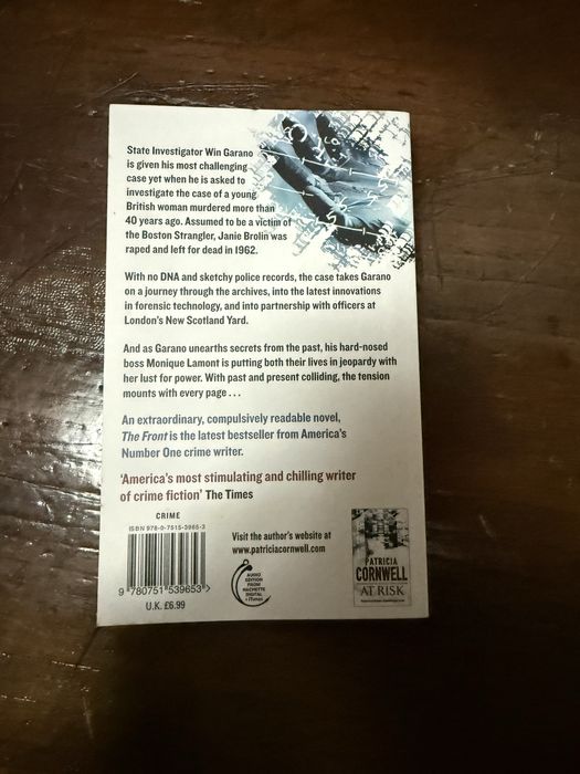 The front - Patricia Cornwell