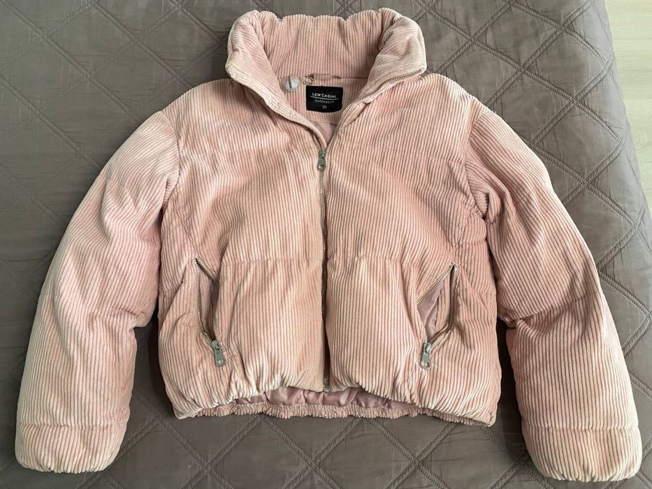 Розовый теплый пуховик LCW