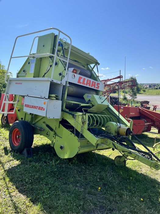 Прес підбирач Rollant 62S