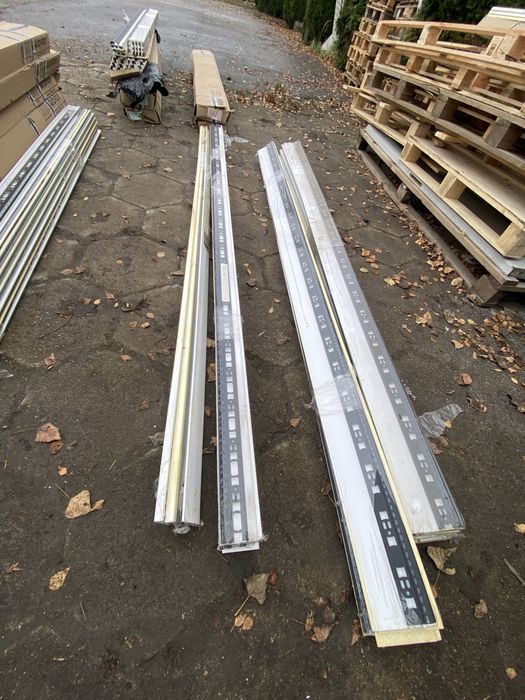 Listwy przypodłogowe z wyprzedaży Arbiton Vega różne modele