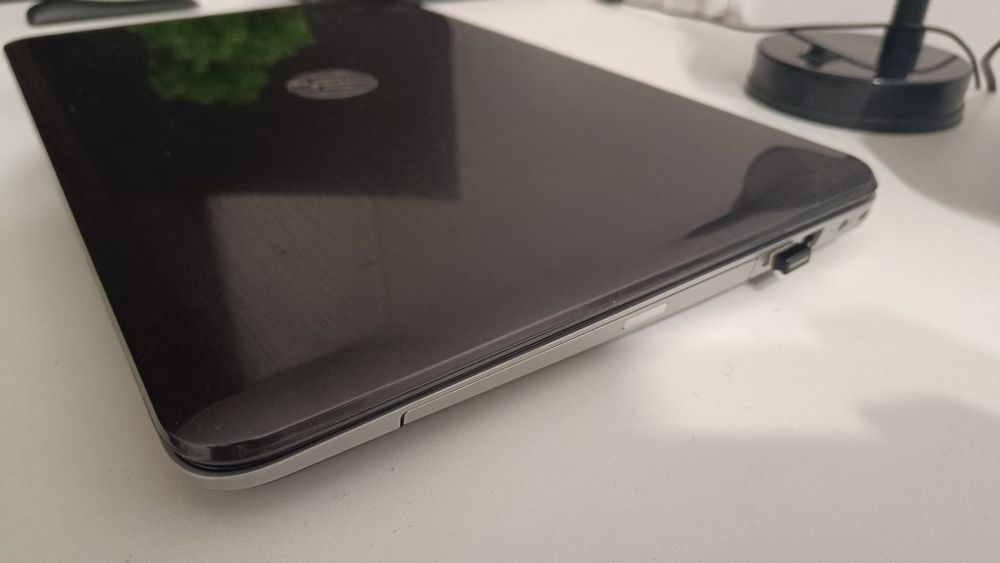 Laptop hp pavilion 17"