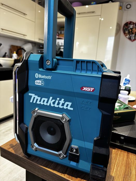 Radio budowlane makita mr004g