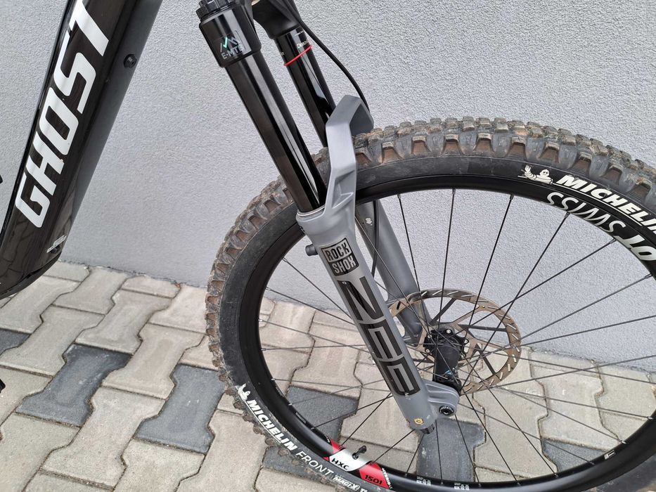 GHOST Path Riot CF 30 / FAZUA
