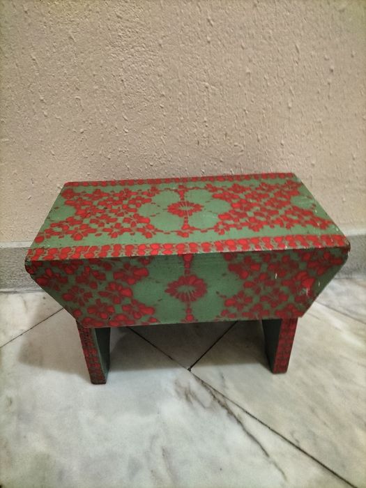 Banco Singular em Madeira Maciça