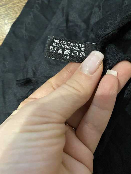 Чорний шарф палантин шовк хустка платок chanel оригінал