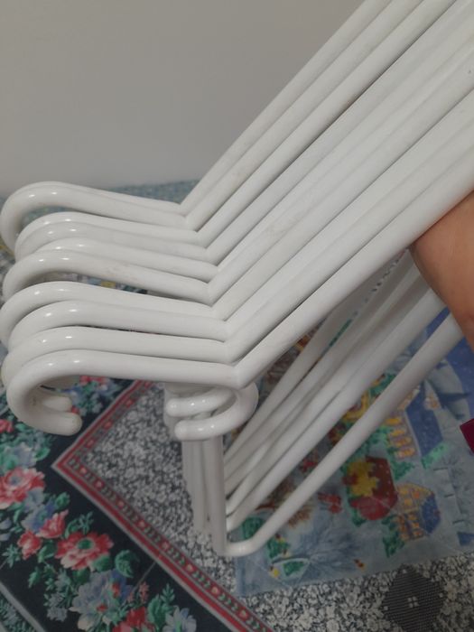 10 cabides brancos resistentes