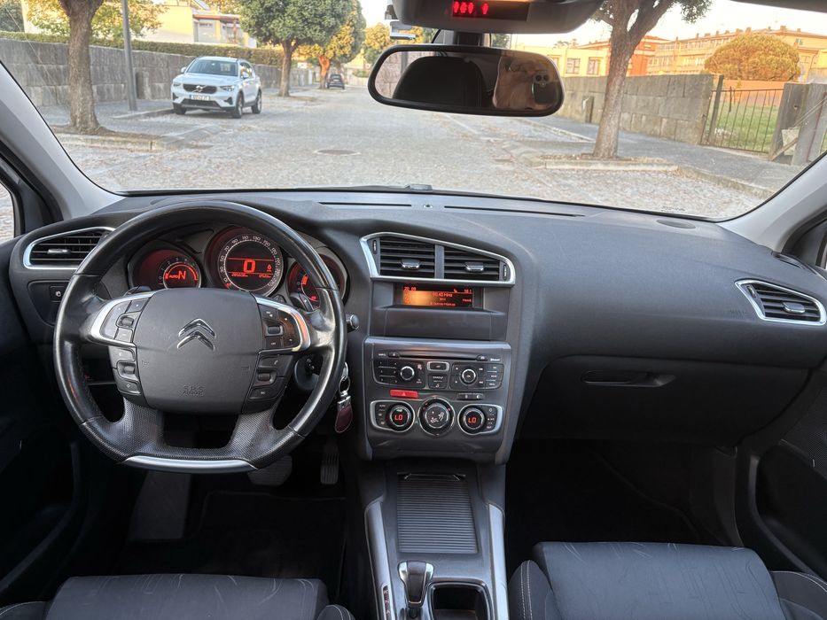 Citroën C4 1.6 HDi Automático – 2011