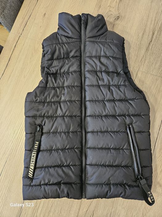Paczka ubranek chłopięcych rozm. 134/140 cm