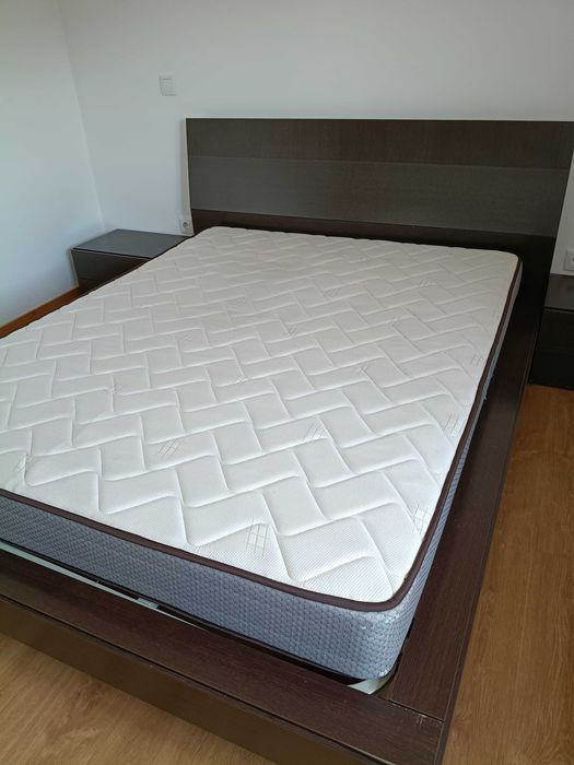 Mobília de quarto em ótimo estado