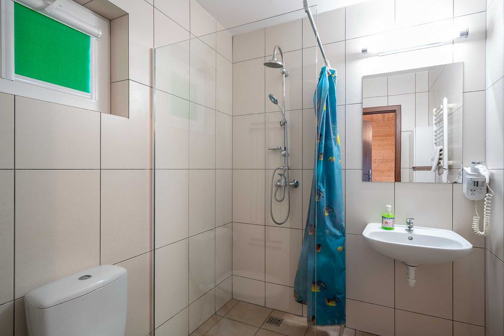 Domki całoroczne 100 m od plaży!!domek, sauna, plac zabaw, jacuzzi