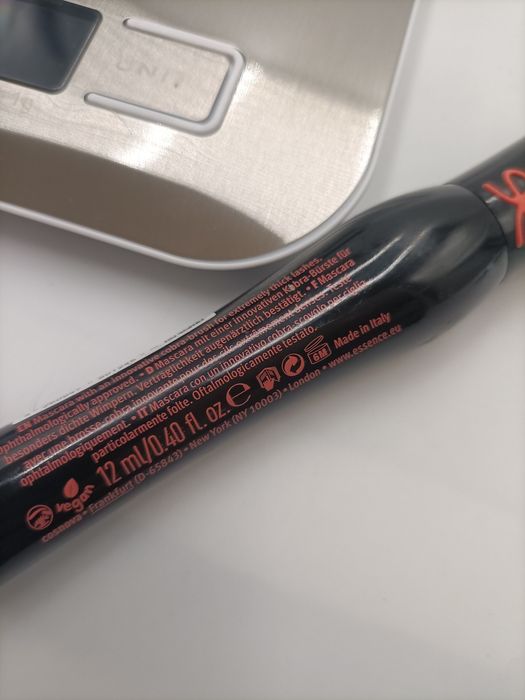 Essence tusz do rzęs