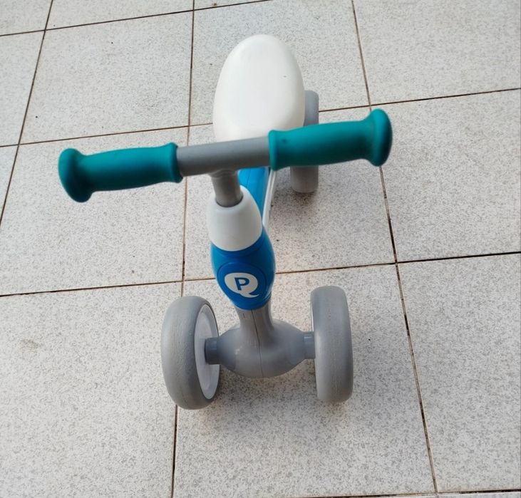Triciclo de criança